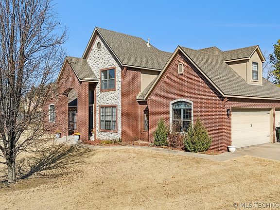 4th image of 1411 Circle Dr