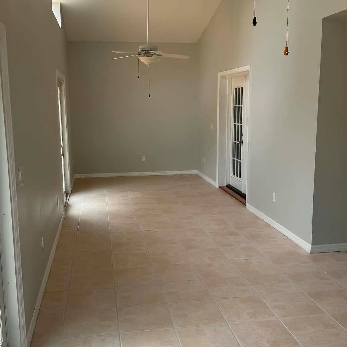 4 bed, 2192 sqft, $2,800 — Photo 4