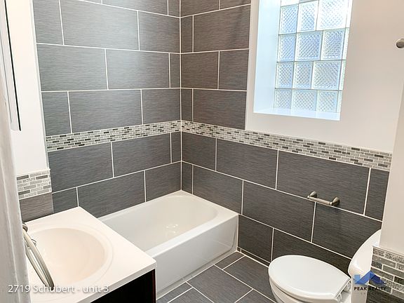 5th image of 2645 N Fairfield Ave #2719-3