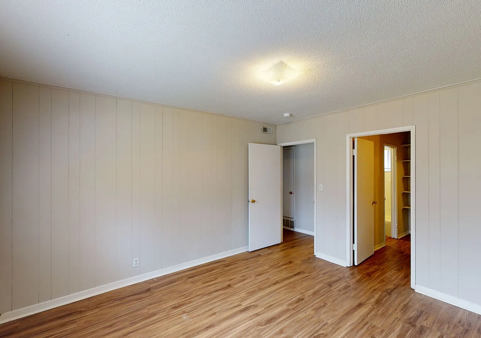 Pinopolis Apartments — Photo 4