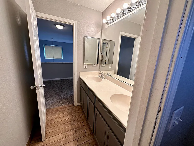 Bathroom #3