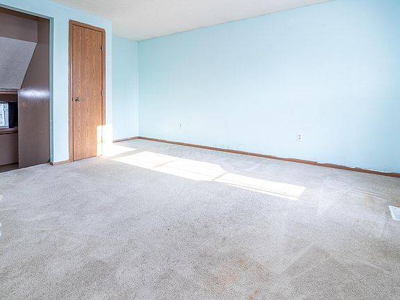5th image of 1452 Pine Wild Dr