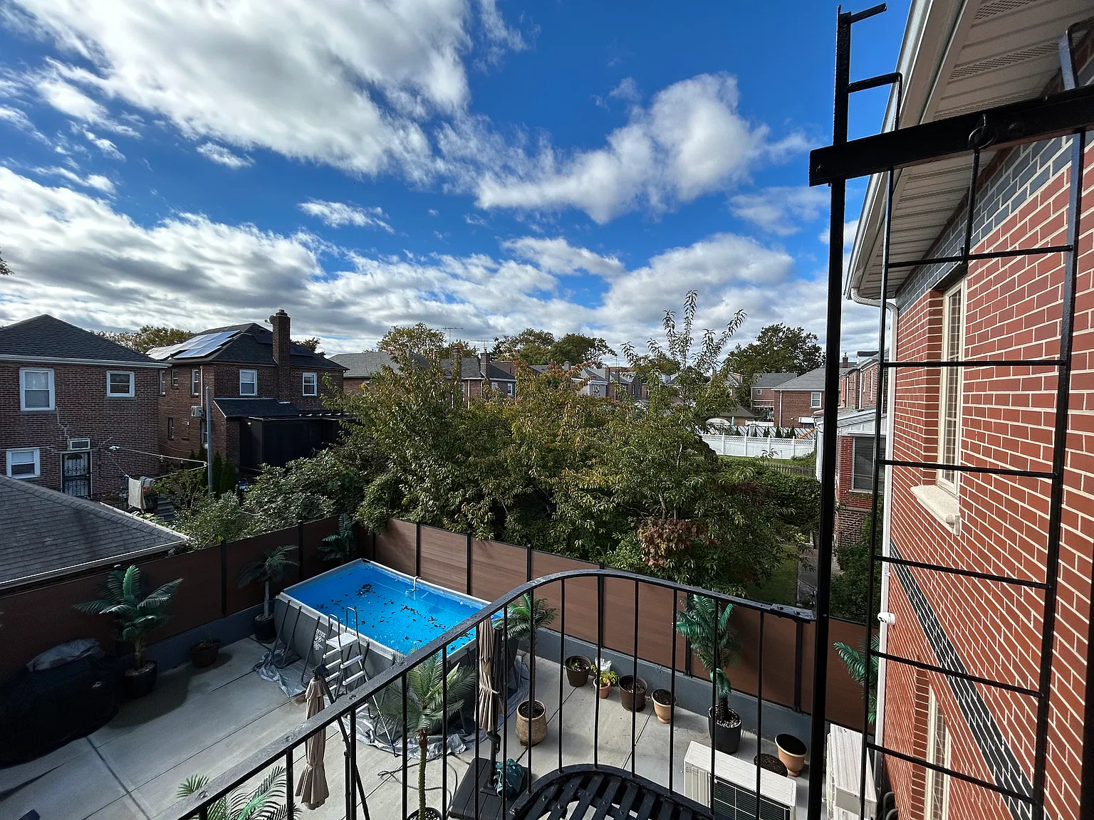 Hering Ave, Bronx — Photo 4