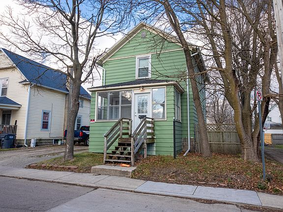2nd image of 1611 Hays Park Ave