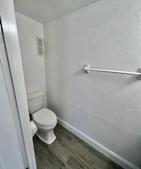 45 Springwood Sq — Photo 10