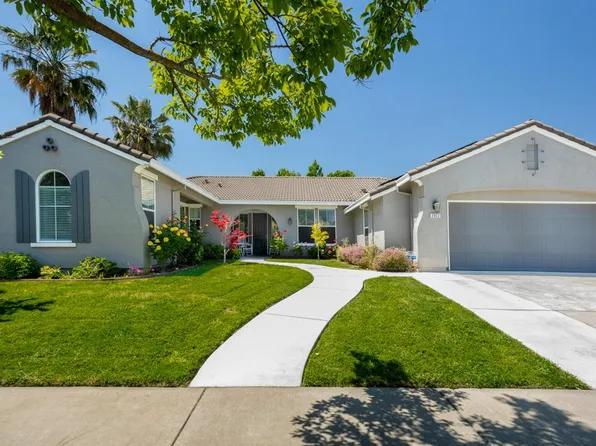 2052 Wilcox Ranch Rd, Plumas Lake, CA 95961