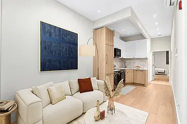 139 Kingsland Avenue, #2R