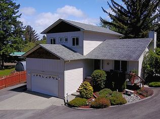 95867 Cape Ferrelo Rd, Brookings, OR 97415