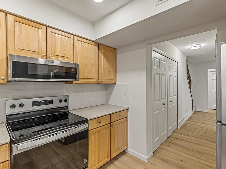 509 Forsythia Ln — Photo 8
