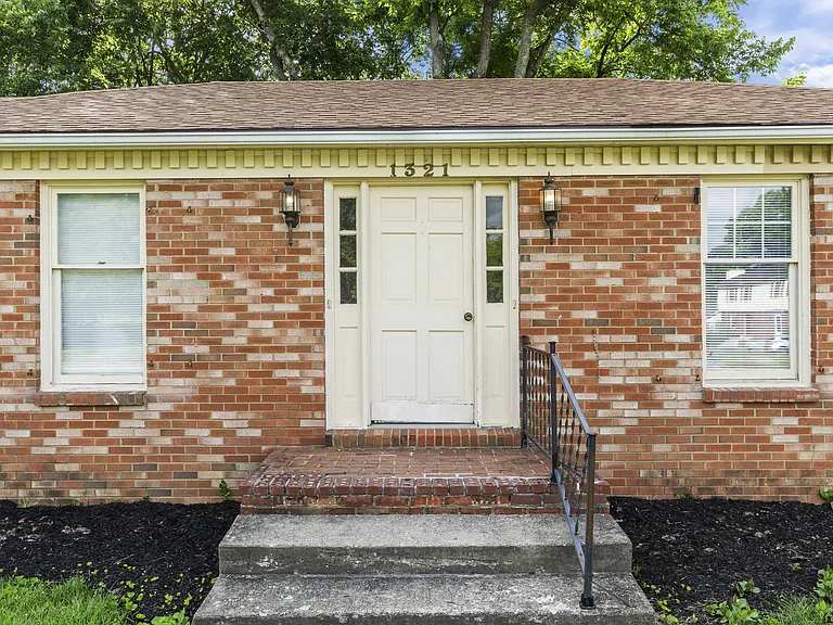 1321 Leaning Tree Ln #B — Photo 1
