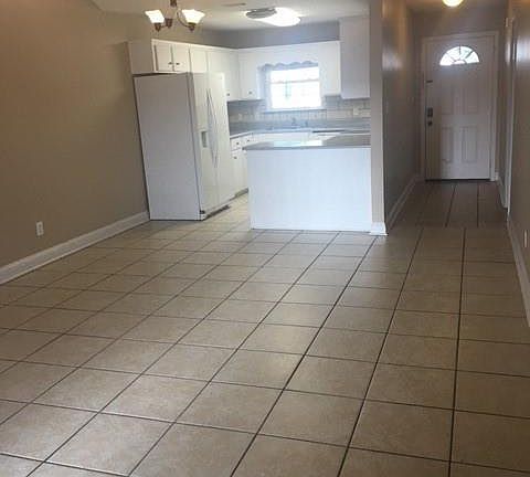 3rd image of 177 Leeswood Cir