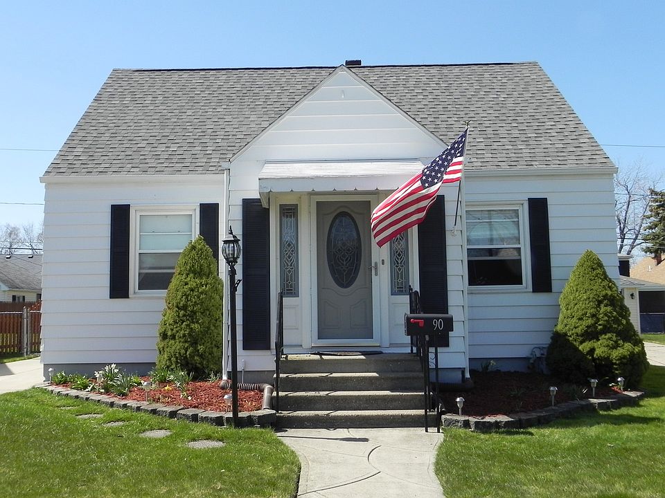 1st image of 90 Edgewood Ave