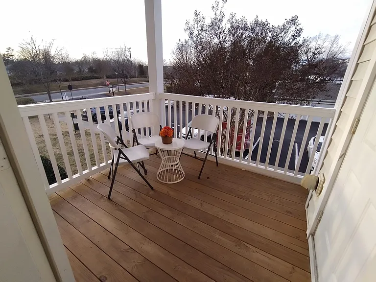 10518 Hill Point Ct — Photo 14