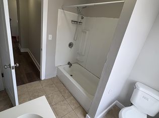 224 Division St, New Haven, CT 06511