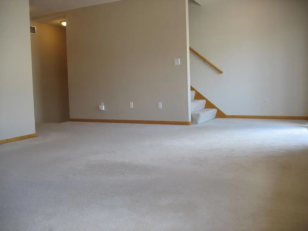 2 bed, 1248 sqft, $1,845 — Photo 3
