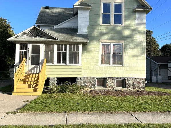 510 S 8th Ave, Alpena, MI 49707