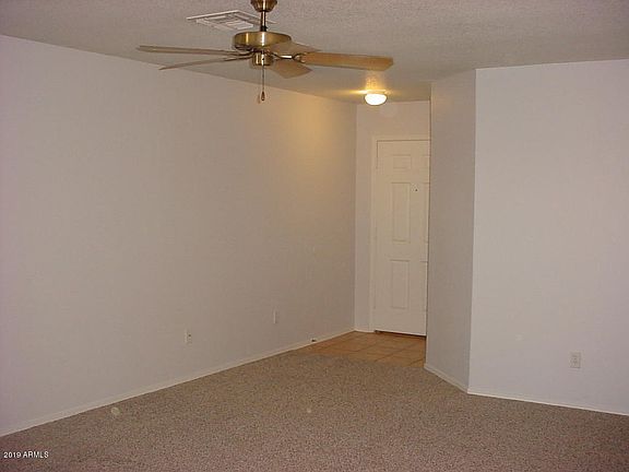 3rd image of 382 W Redwood Dr