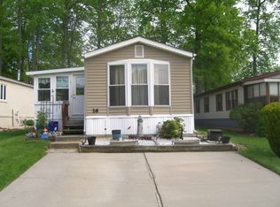 16 Whitman Rd, North Brunswick, NJ 08902