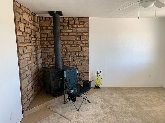4th image of 1435 W 7 S