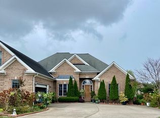 104 Carmichael Ct, Hopkinsville, KY 42240