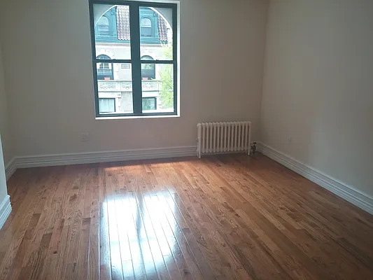 Rented by Geraldine Capasso, LREB | media 15