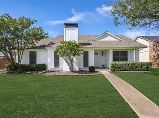 8009 Kensington Dr, Rowlett, TX 75088