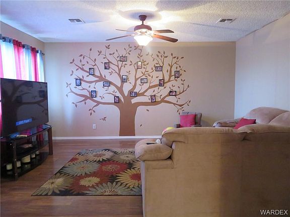 5th image of 2464 Lakeside Dr