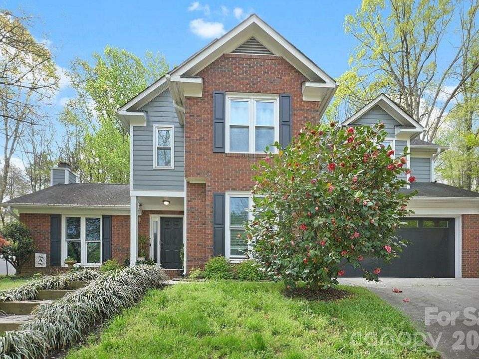 1st image of 3616 Fair Oaks Pl NW