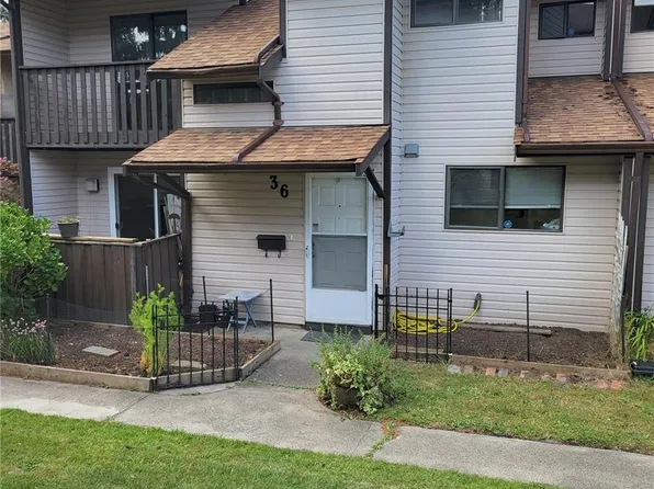 1506 Admirals Rd #36, New Songhees 1a, BC V9A 7B1