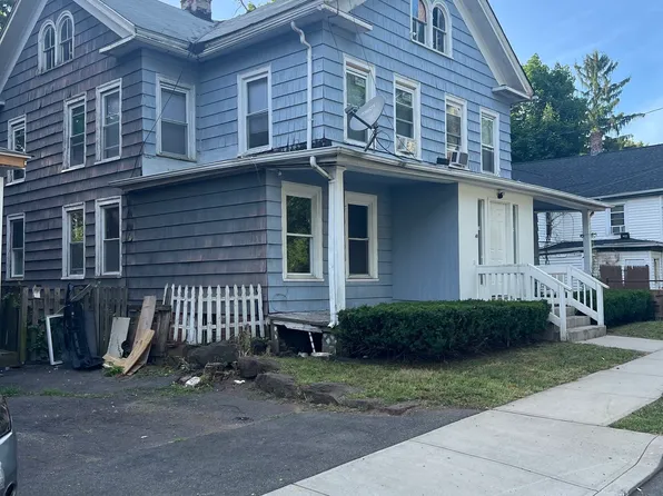 43 Akron Street, Meriden, CT 06450