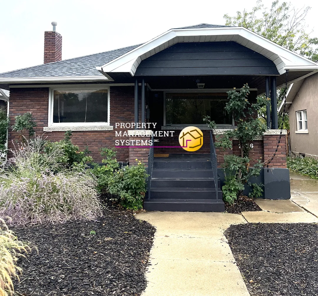 3 Bedroom Home In Sugarhouse! — Photo 1