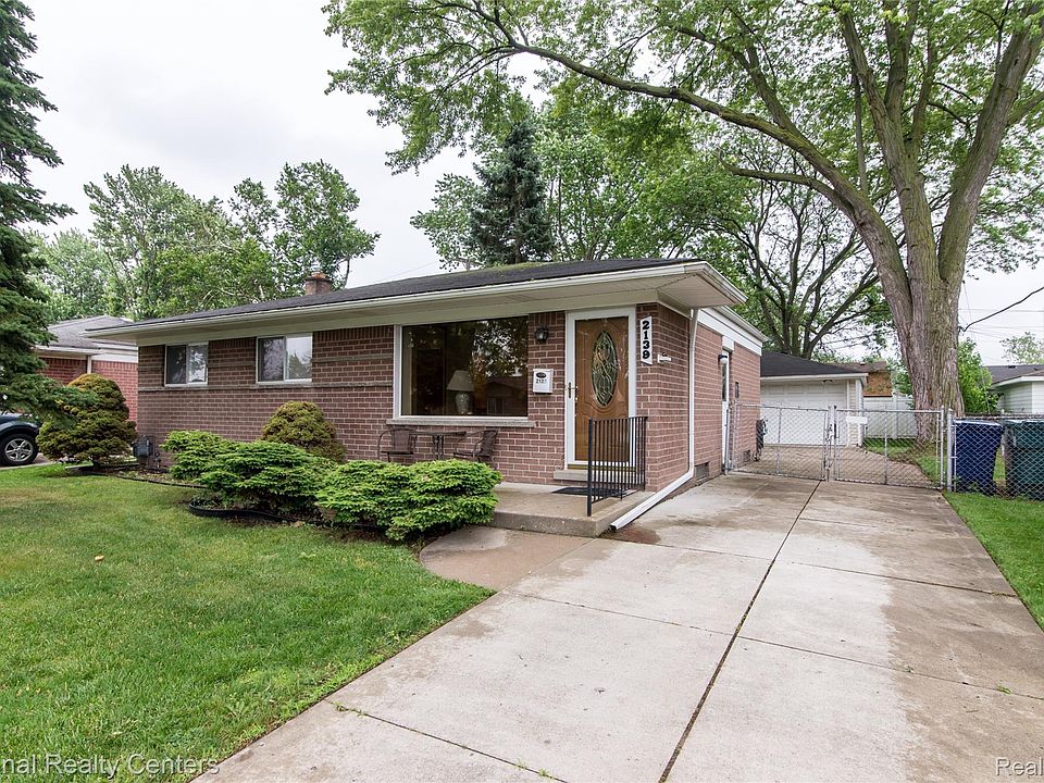 1st image of 2139 Pagel Ave