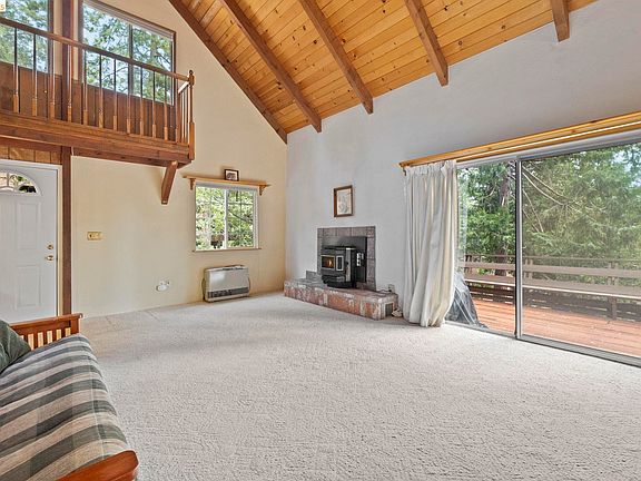 5th image of 24103 Golf Links Dr