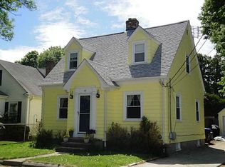 30 Enfield Ave, Providence, RI 02908