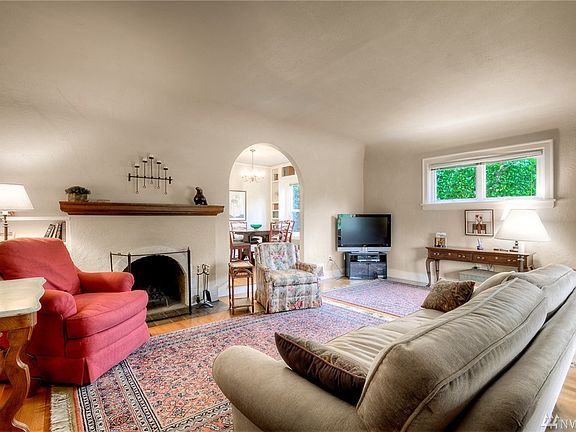 4th image of 2511 N Union Ave