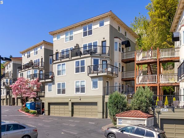 335 NW Uptown Ter APT 2B, Portland, OR 97210