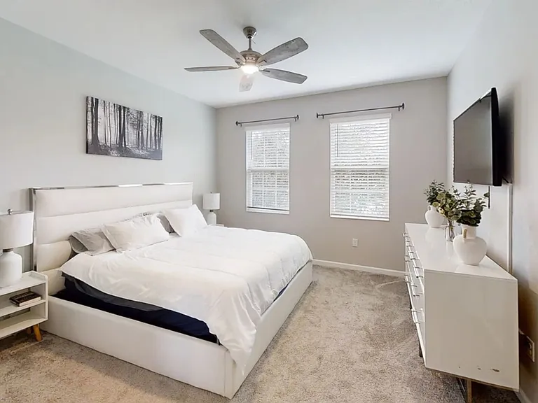 8511 Golf Way — Photo 10
