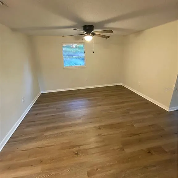 803 E Hazzard Ave — Photo 4