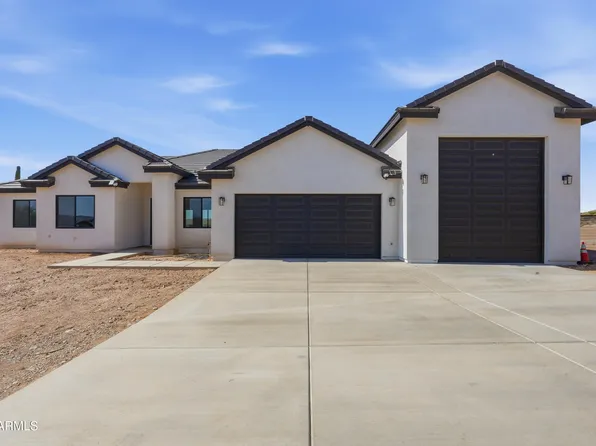 2079 W MOON DUST Trail, San Tan Valley, AZ 85144
