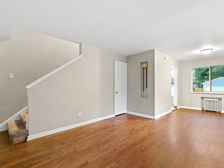 Cherry Street Townhomes — Photo 6