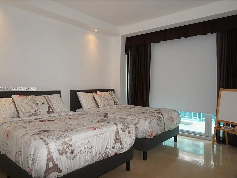 4001 S Ocean Dr #1 — Photo 27