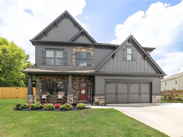 13 Mulberry Way, Cartersville, GA 30120