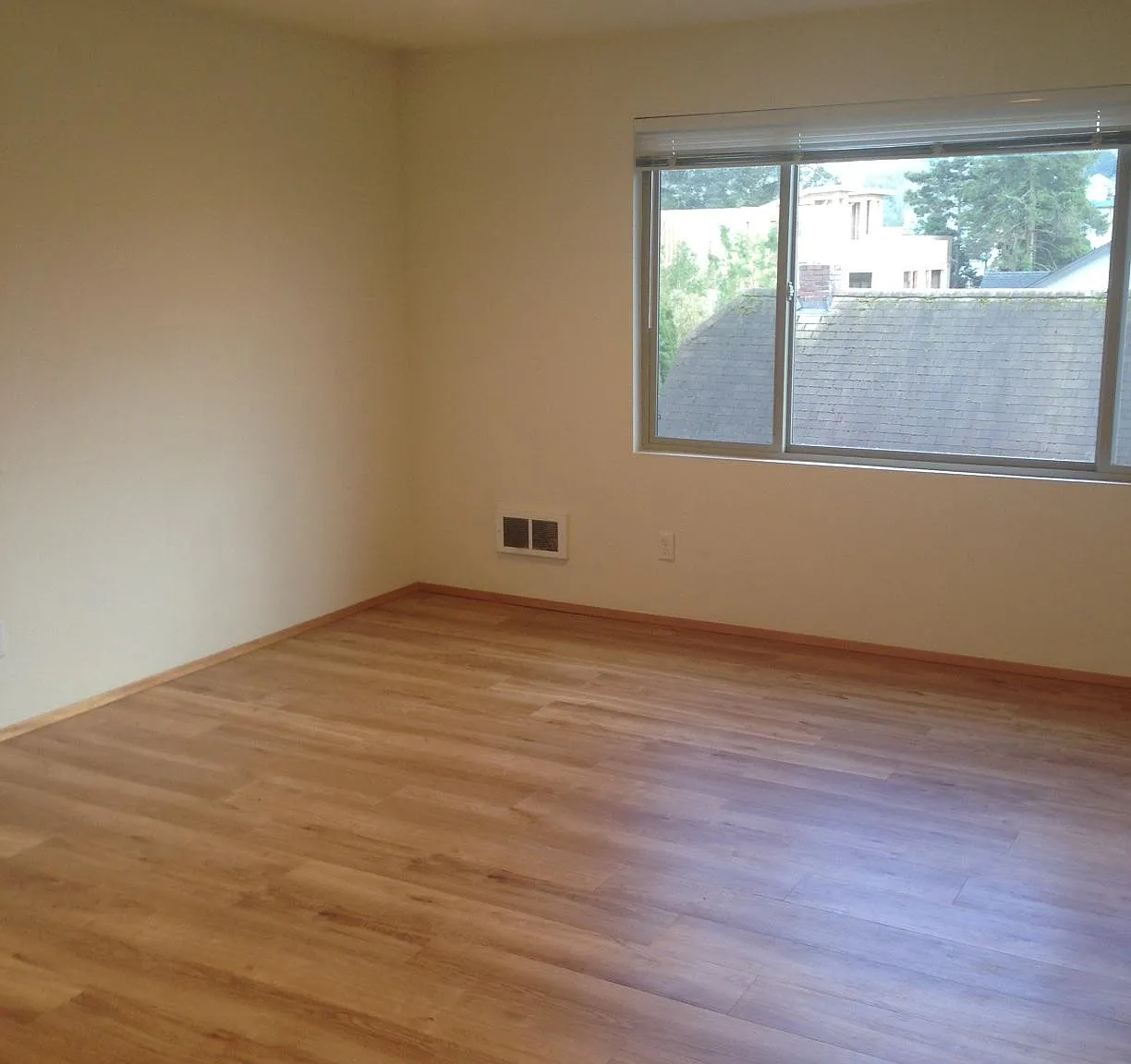 1 bed, 800 sqft, $1,995 — Photo 3