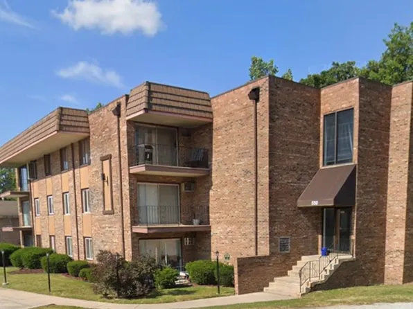 550 Michigan City Rd APT 1C, Calumet City, IL 60409