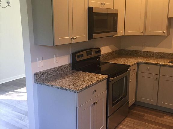 3rd image of 5745 N 79th Ave