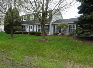 1S380 Pine View St, Lombard, IL
