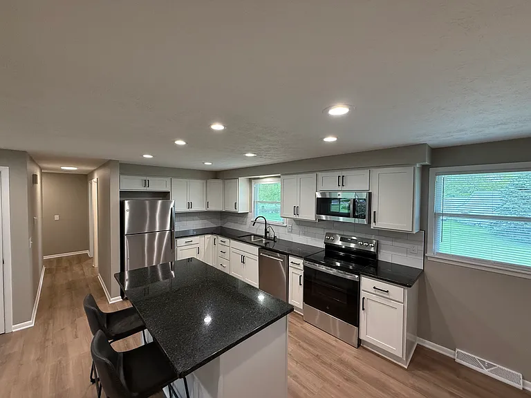8122 Oyler Cir NW #8122 — Photo 8