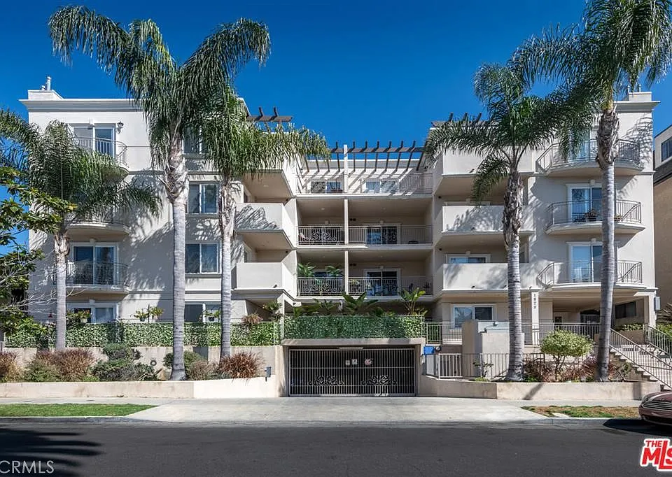 1920 Malcolm Ave #401