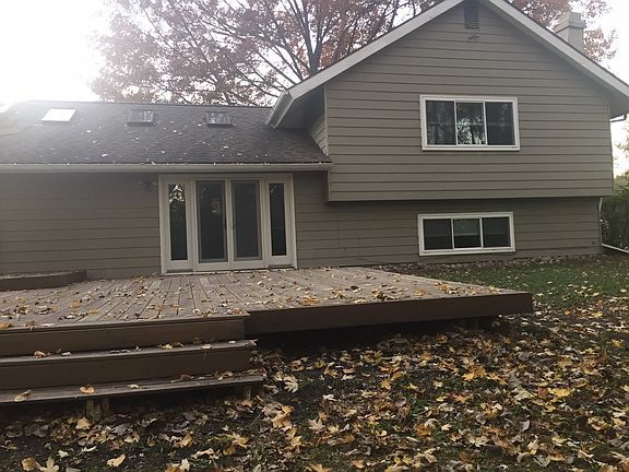 3rd image of 3876 Bristol Dr