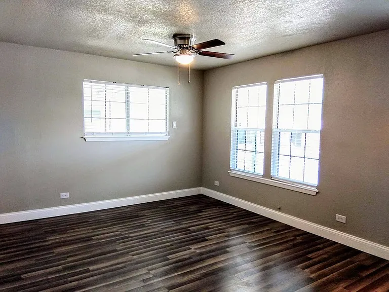 1209 Mason St — Photo 10